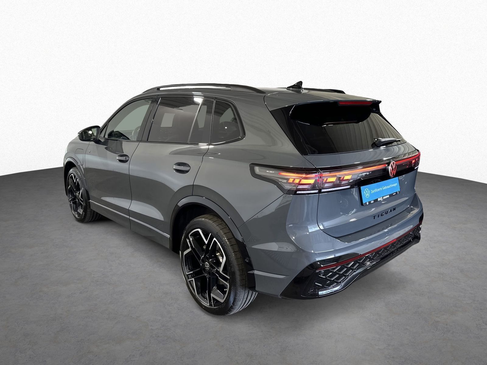 Volkswagen Tiguan 1.5 TSI eHYBRID R-LINE BLACKSTYLE MATRIX+