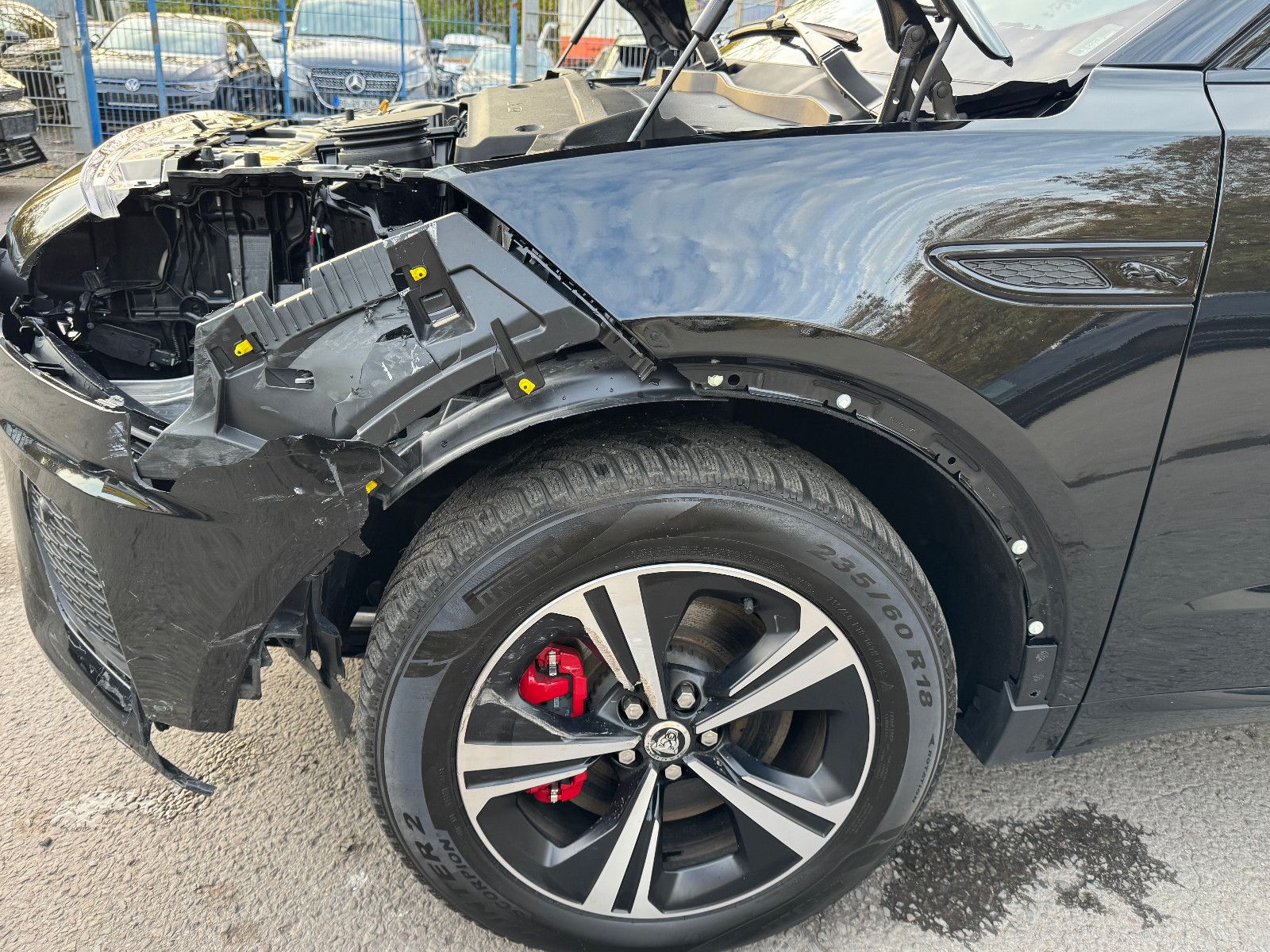 Jaguar E-Pace E-PACE R-Dynamic HSE AWD
