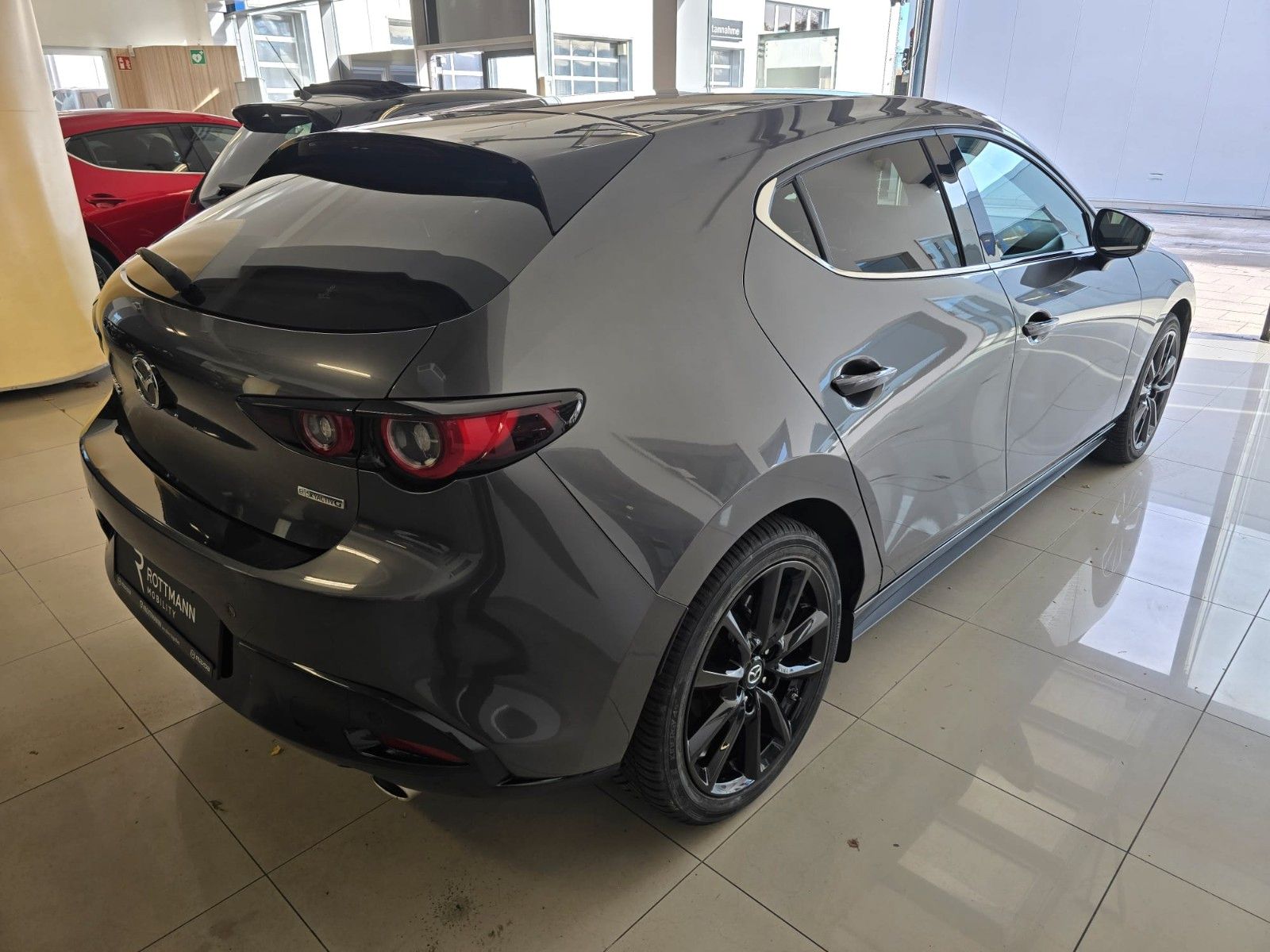 Mazda 3 Lim. 5-trg. Nagisa FWD 2.5l 140ps*HUD*RFK*BOSE