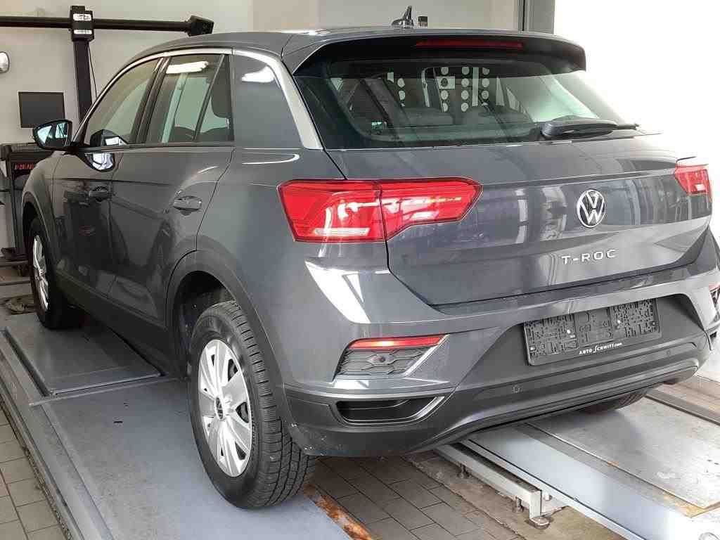 Volkswagen T-Roc 2.0 TDI - Samsaru's Car Outlet