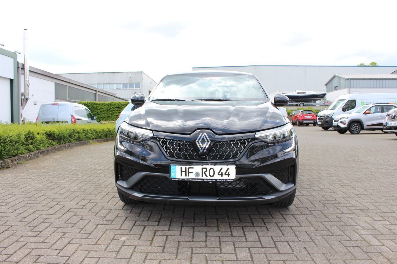 Renault Arkana E-Tech 145 Full Hybrid - Samsaru's Car Outlet