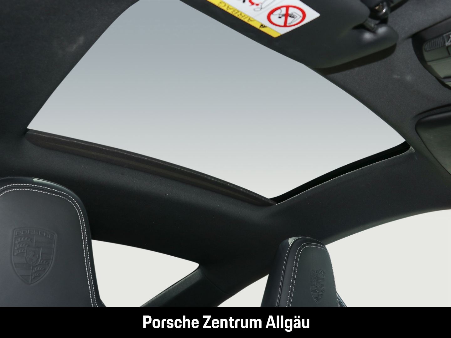Porsche 992 911 Carrera 4S BOSE Sportabgasanlage Kreide
