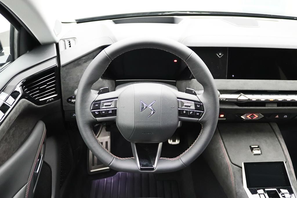 DS Automobiles DS4 Performance Line +