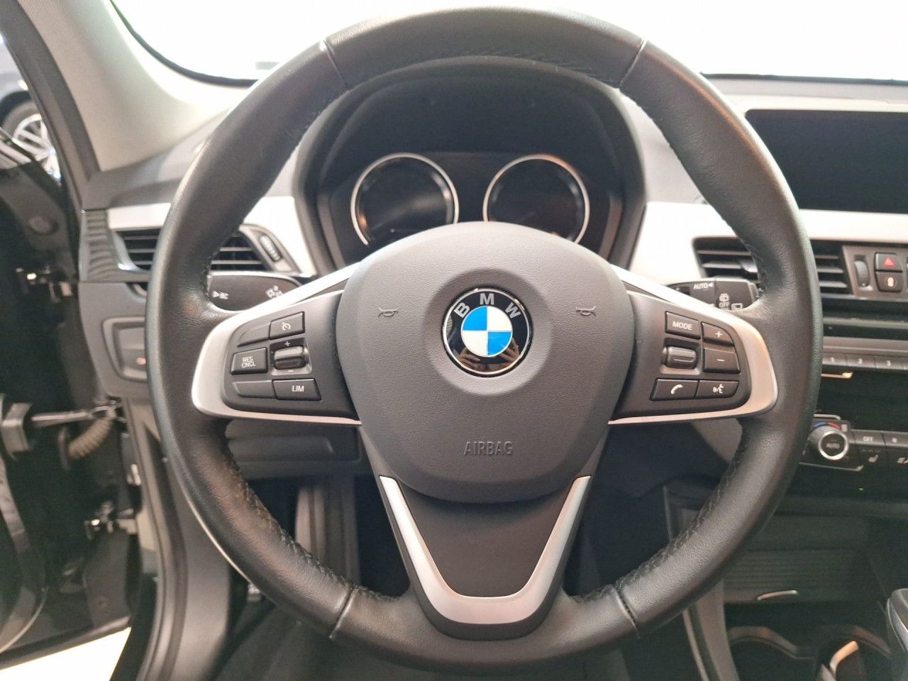BMW X1 xDrive25e Advantage - Samsaru's Car Outlet