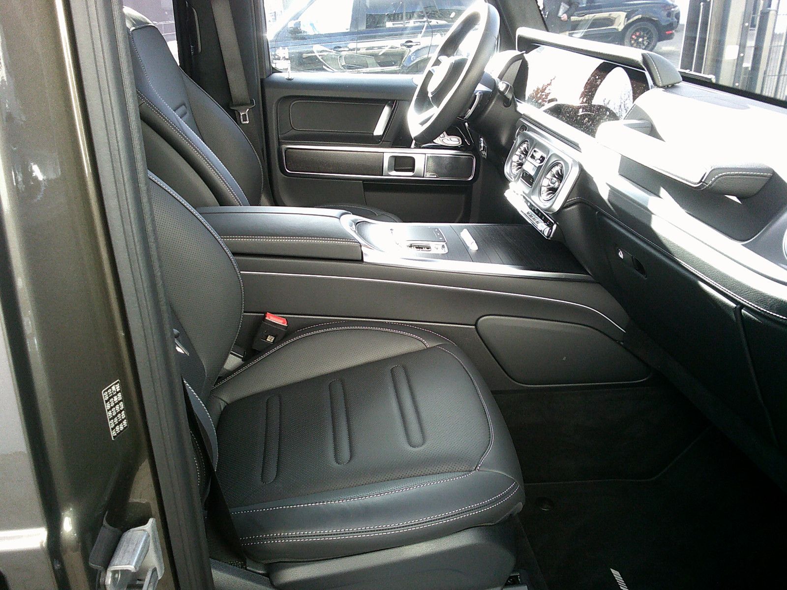 Mercedes-Benz G 450 d AMG-Line - Samsaru's Car Outlet