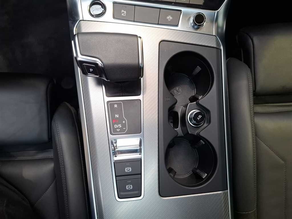 Audi A6 Avant 45 2.0 TFSI Sport quattro - Samsaru's Car Outlet