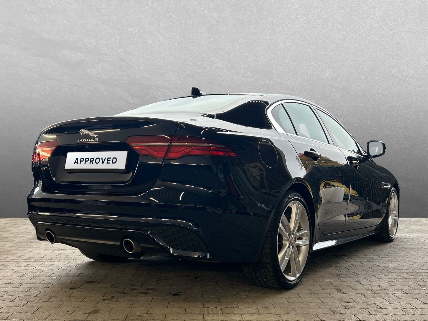 Jaguar XE R-Dynamic HSE P250 EU6d Winter-Paket Meridian