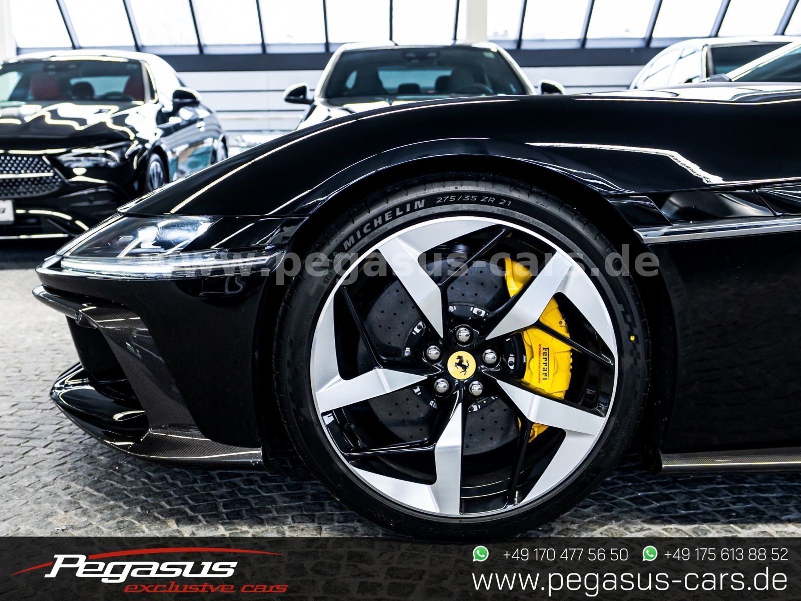 Ferrari 12 Cilindri CARBON*KAMERA*LIFT*PANORAMA*