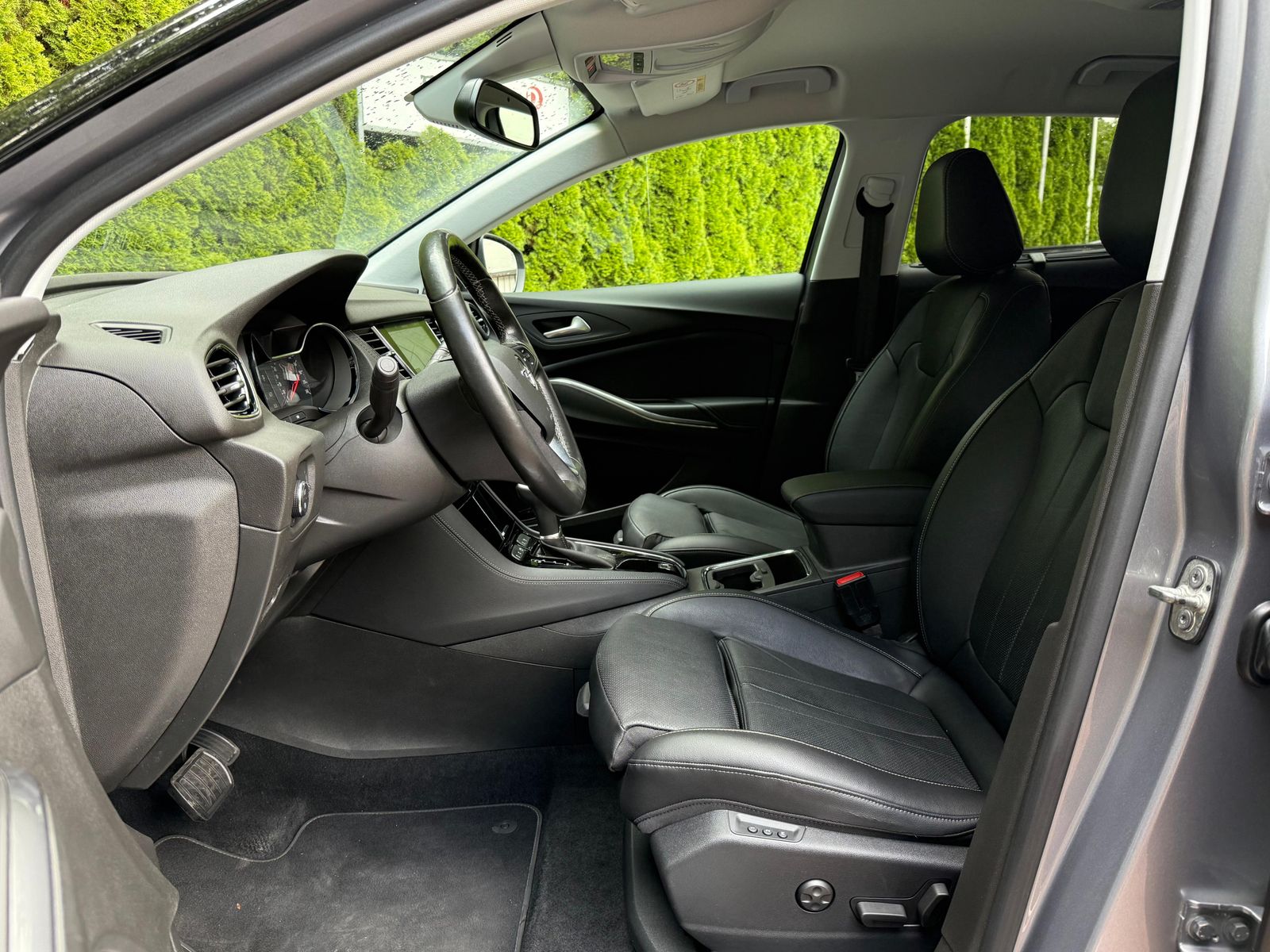 Opel Grandland 2.0 CDTI Ultimate - Samsaru's Car Outlet