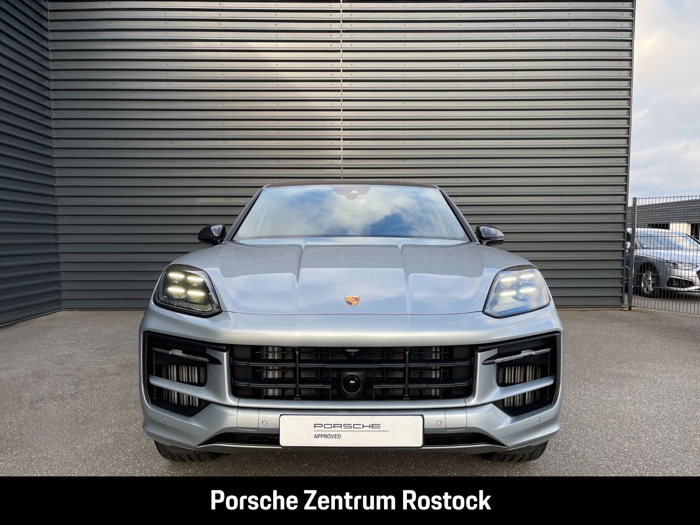 Porsche Cayenne E-Hybrid Coupe Sportabgas LED-Matrix