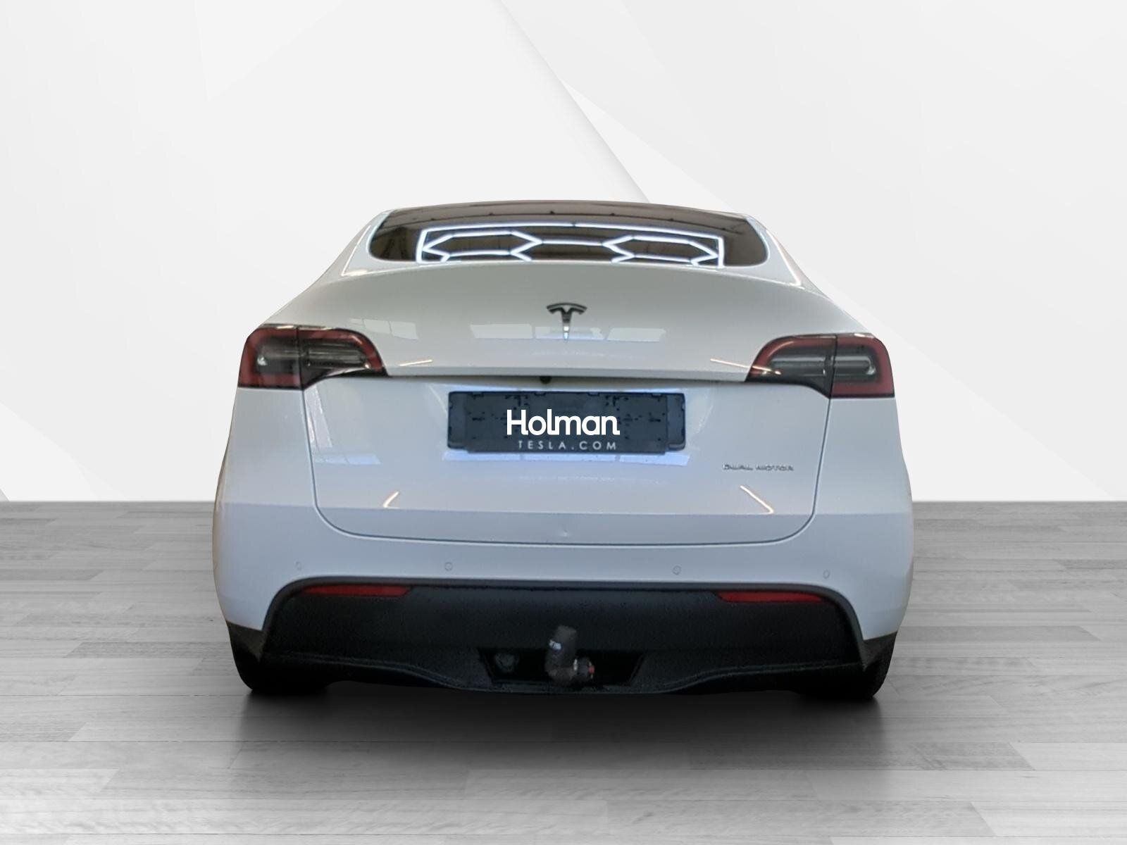 Tesla Model Y Long Range Dual Motor 79 kWh A.pilot AHK