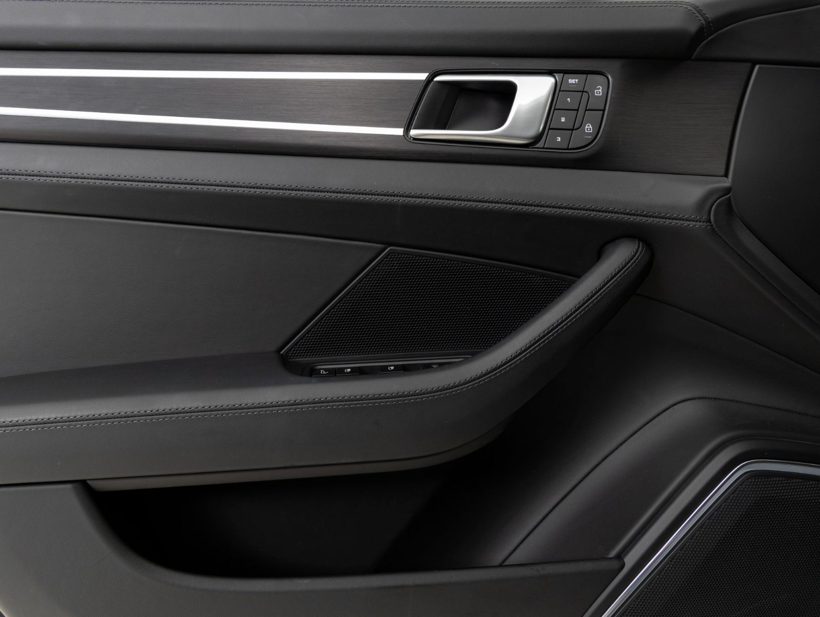 Porsche Panamera 4 E-Hybrid Sport Turismo Platinum Editi