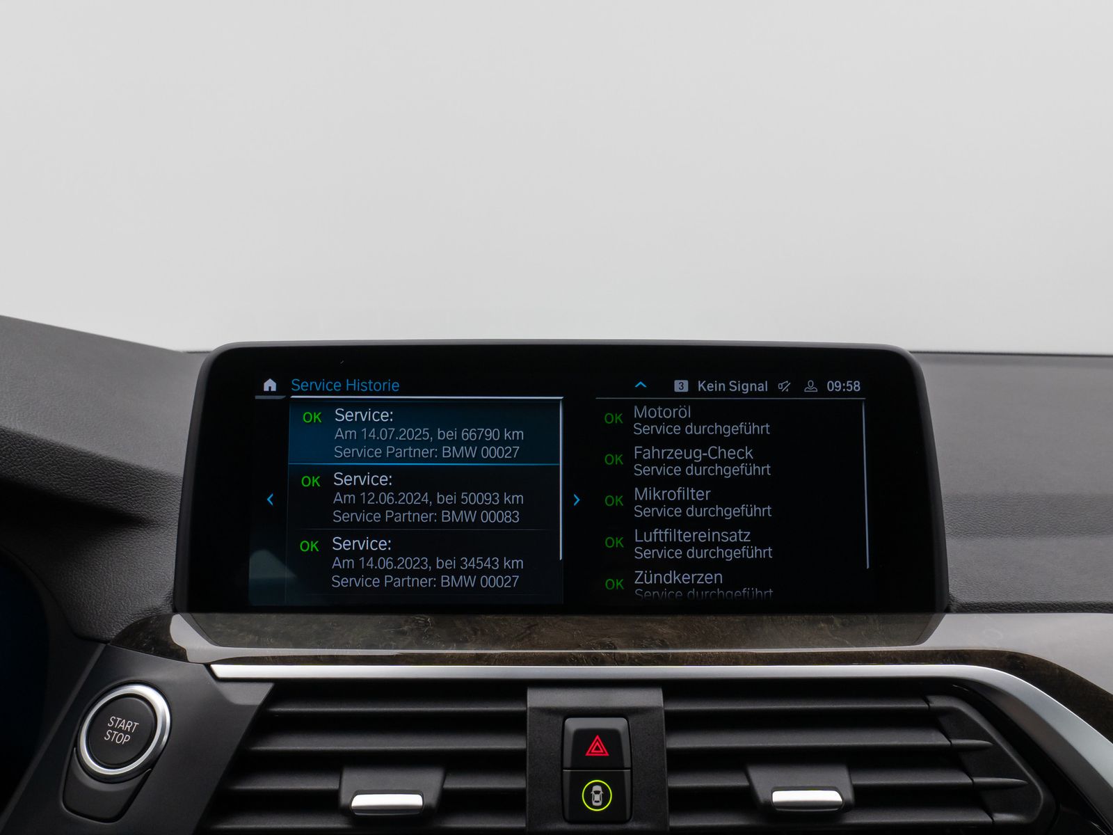 BMW X3 xD30e Kamera DAB HiFi Lenkrhzg Komfort Alarm