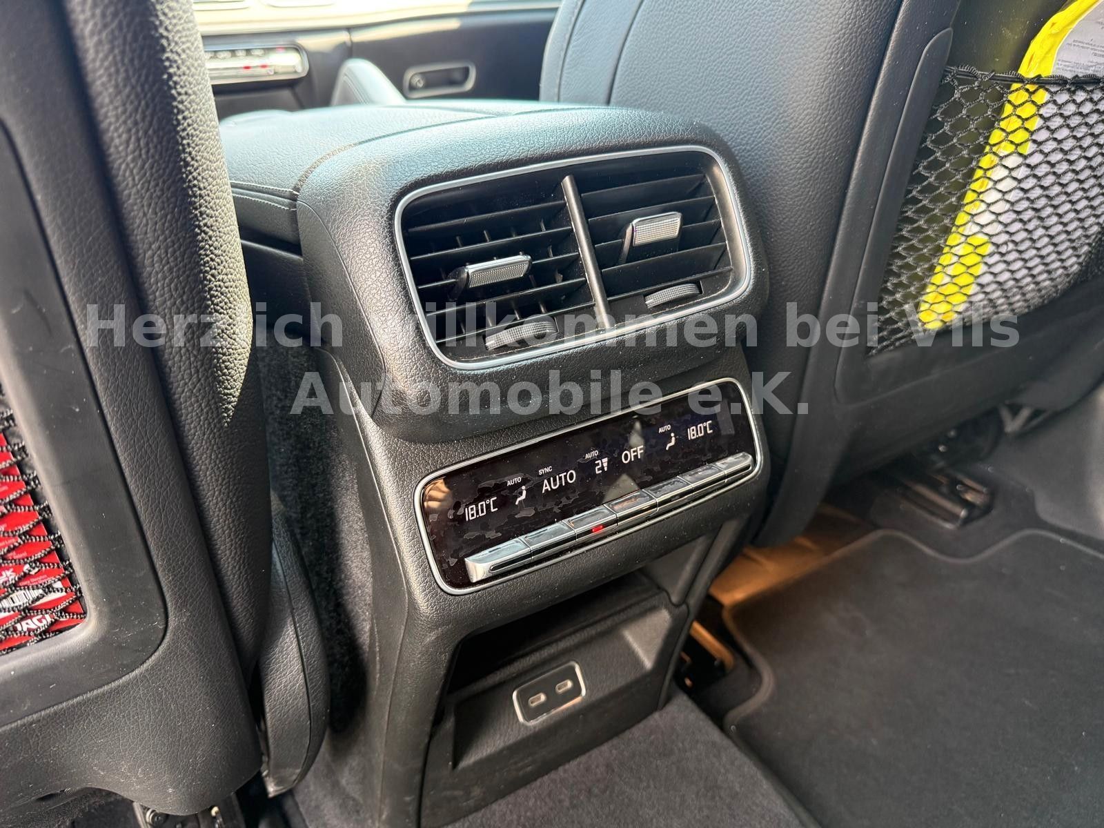 Mercedes-Benz GLE 300d 4M Coupe AMG *PANO*HUD*LUFT*BURM*21"*VO