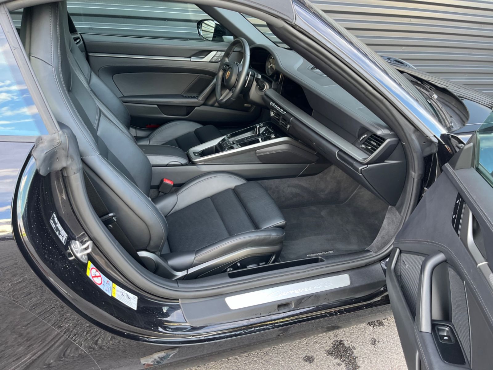 Porsche 911-992  Carrera 4 S CABRIO-ABGAS-CHRONO-NP: 187