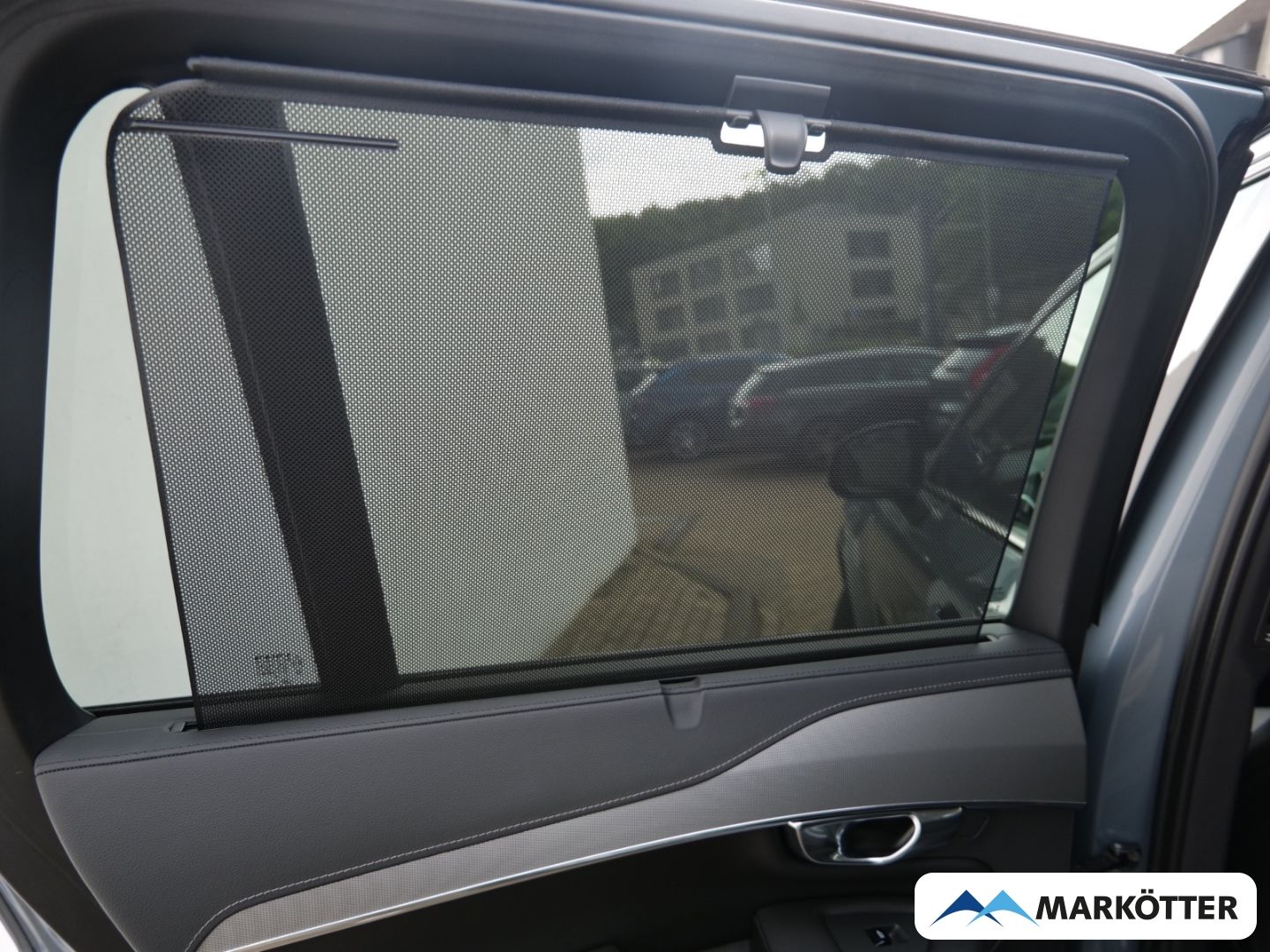 Volvo XC90 T8 AWD Recharge Plus Dark 7-Sitzer/Four-C
