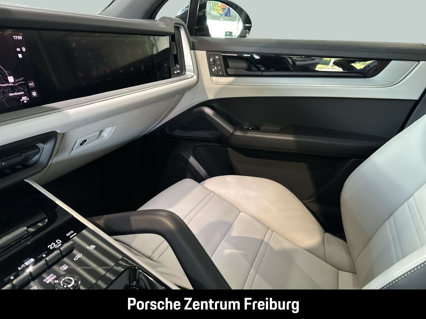 Porsche Cayenne E-Hybrid BOSE Luftfederung LED-Matrix