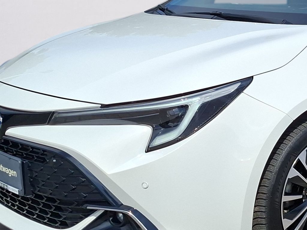 Toyota Corolla 2.0 Hybrid Touring Sports Team Deutschla