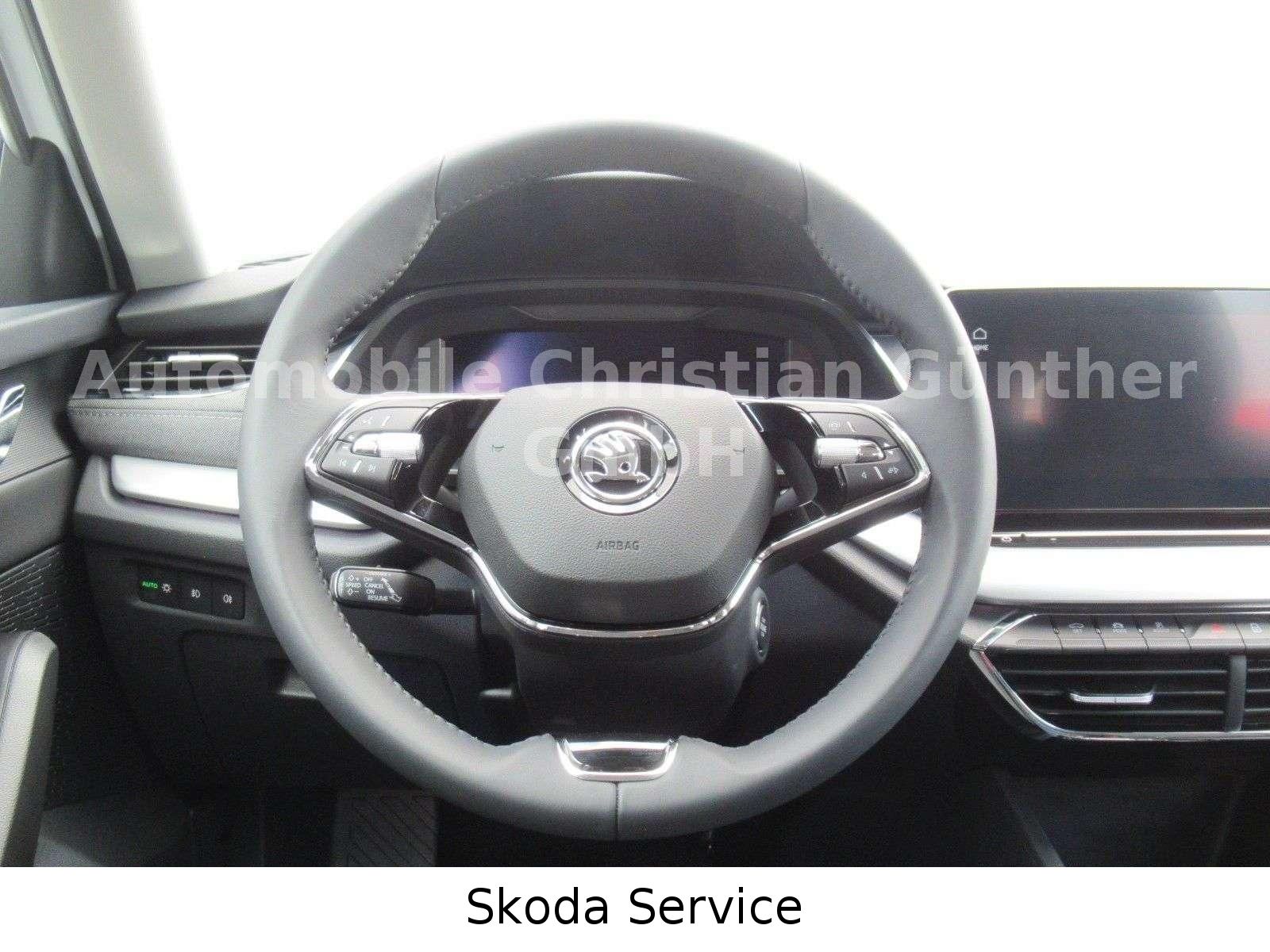 Skoda Octavia Combi Style 1.5 TSI - Samsaru's Car Outlet