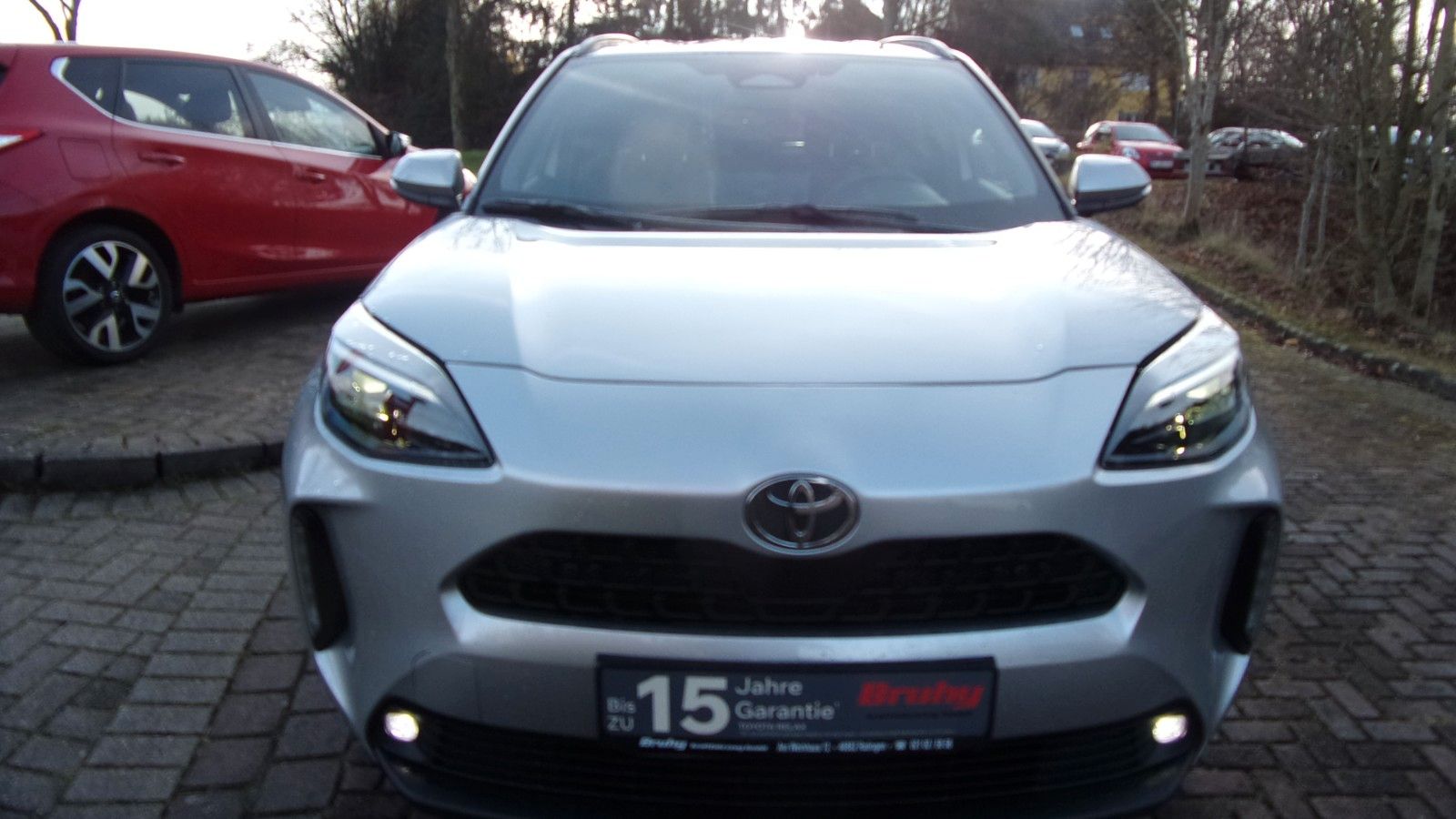 Toyota Yaris Cross 1,5-l-VVT-iE Teamplayer Safety P. V
