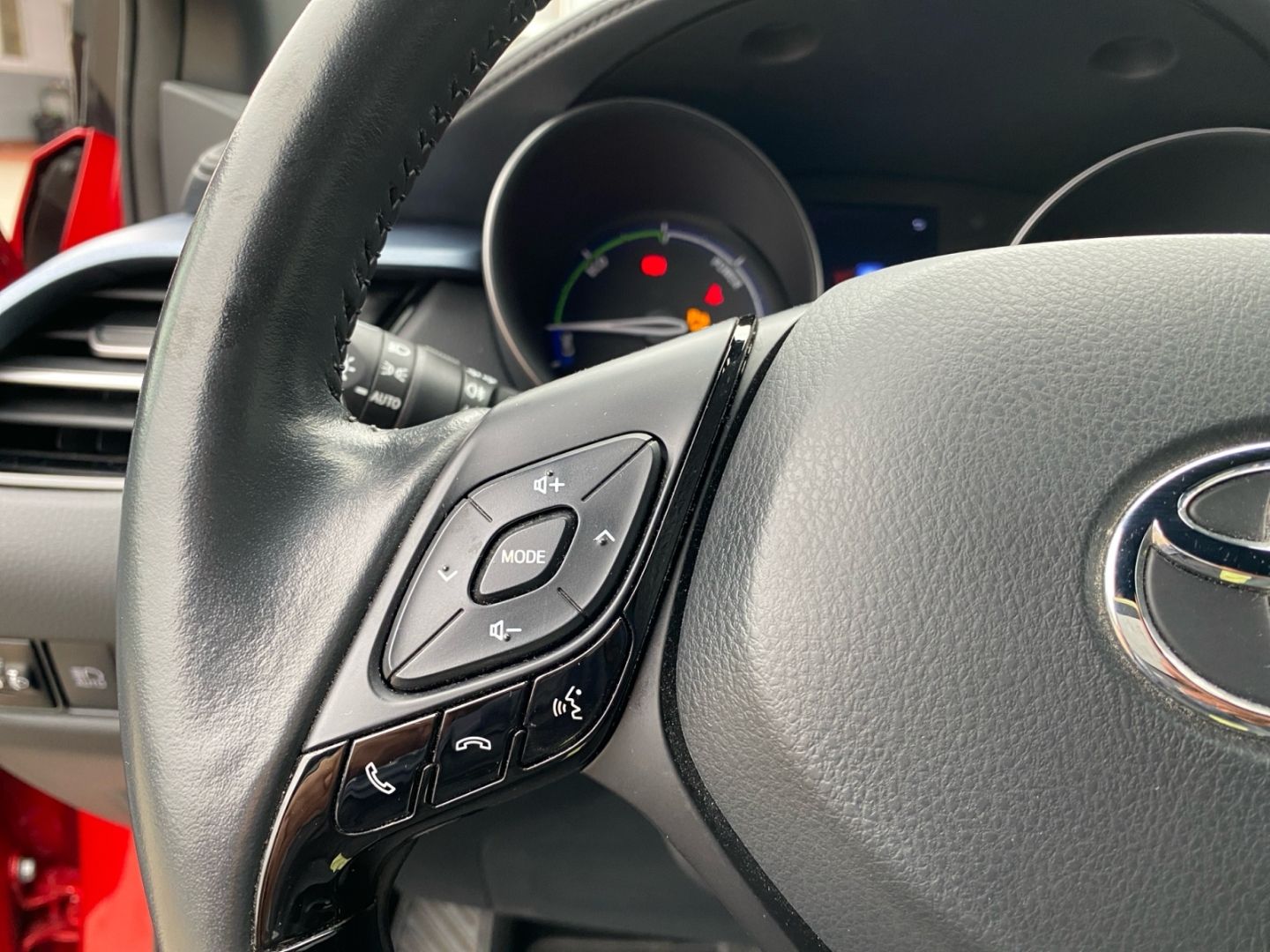 Toyota C-HR 2.0 Hybrid Team D *LED*ACC*Navi*CarPlay*CAM