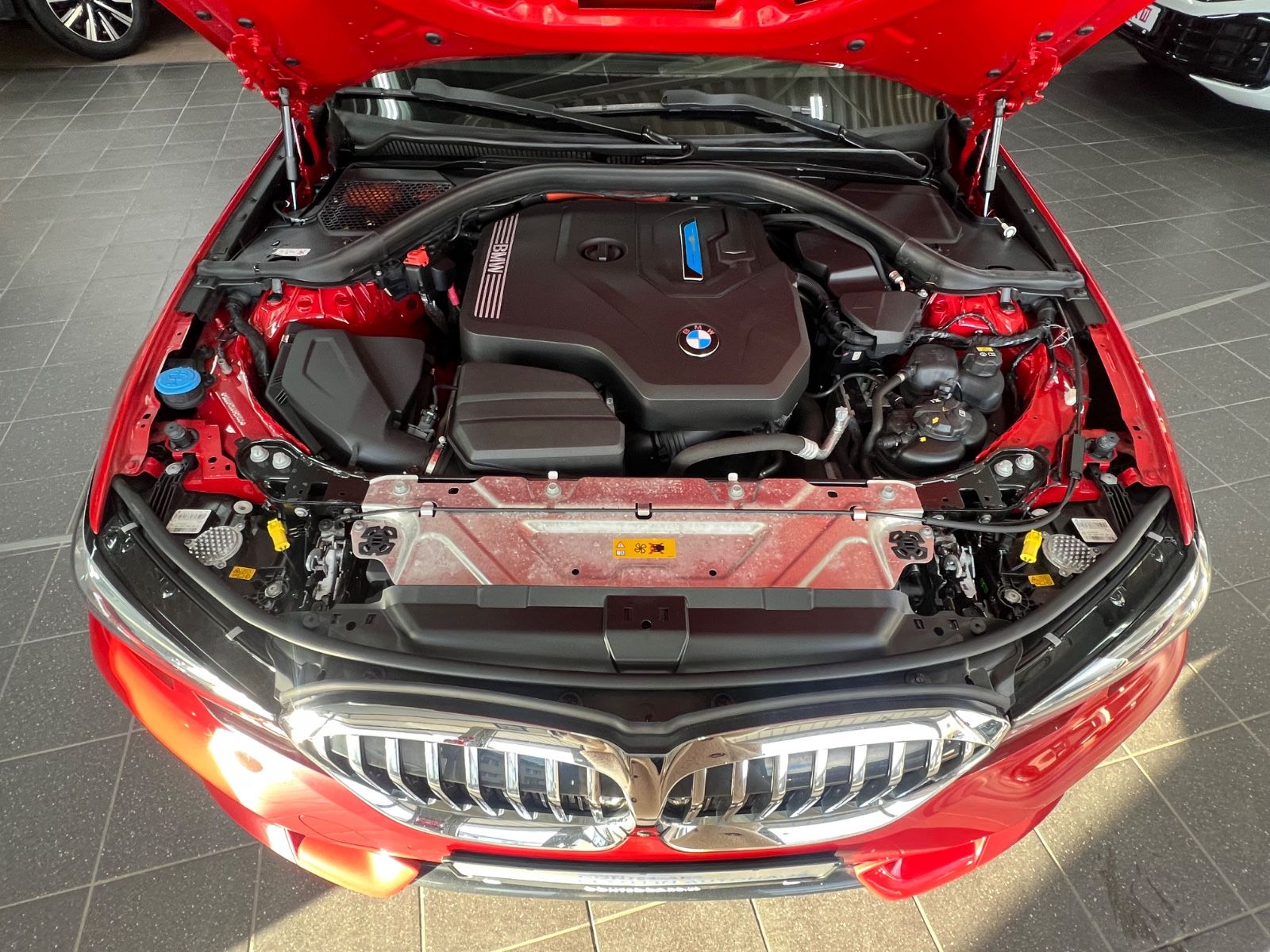 BMW 330 e Lim. Luxury Line 3D+HuD+Laser+Dashcam uvm.