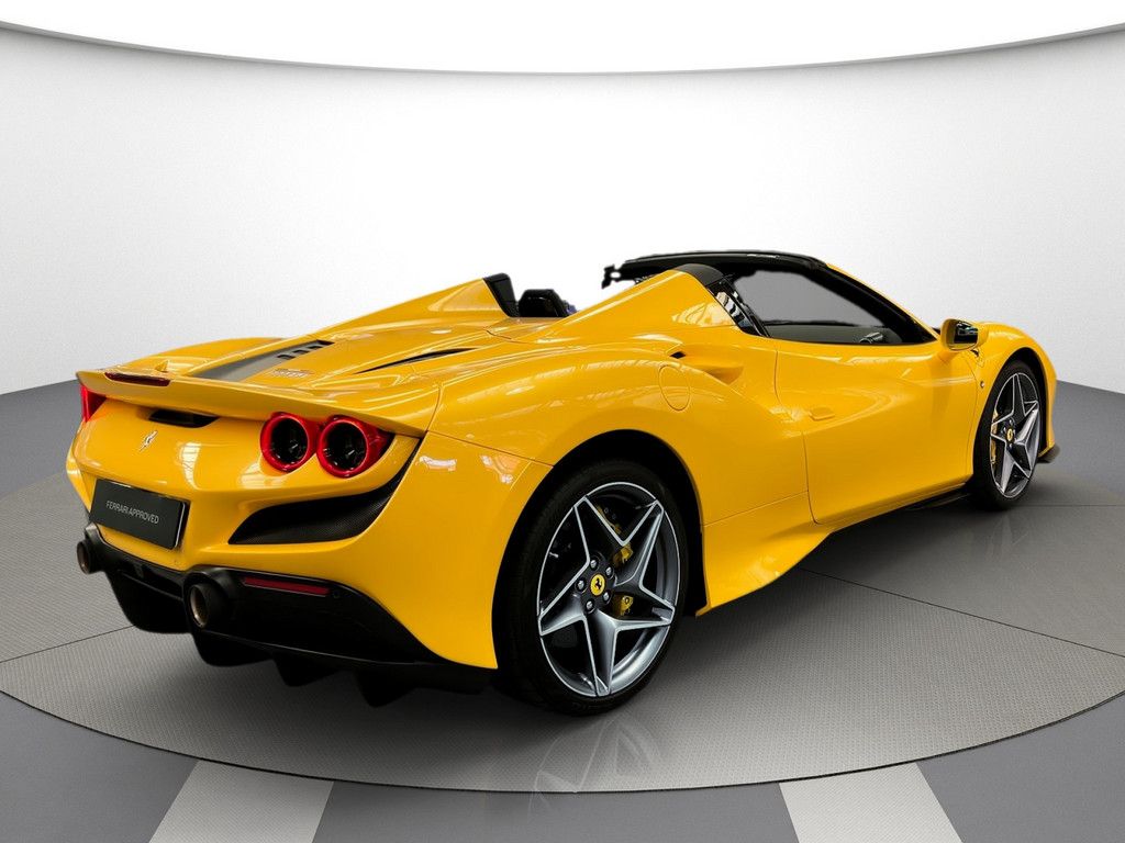 Ferrari F8 Spider - Samsaru's Car Outlet