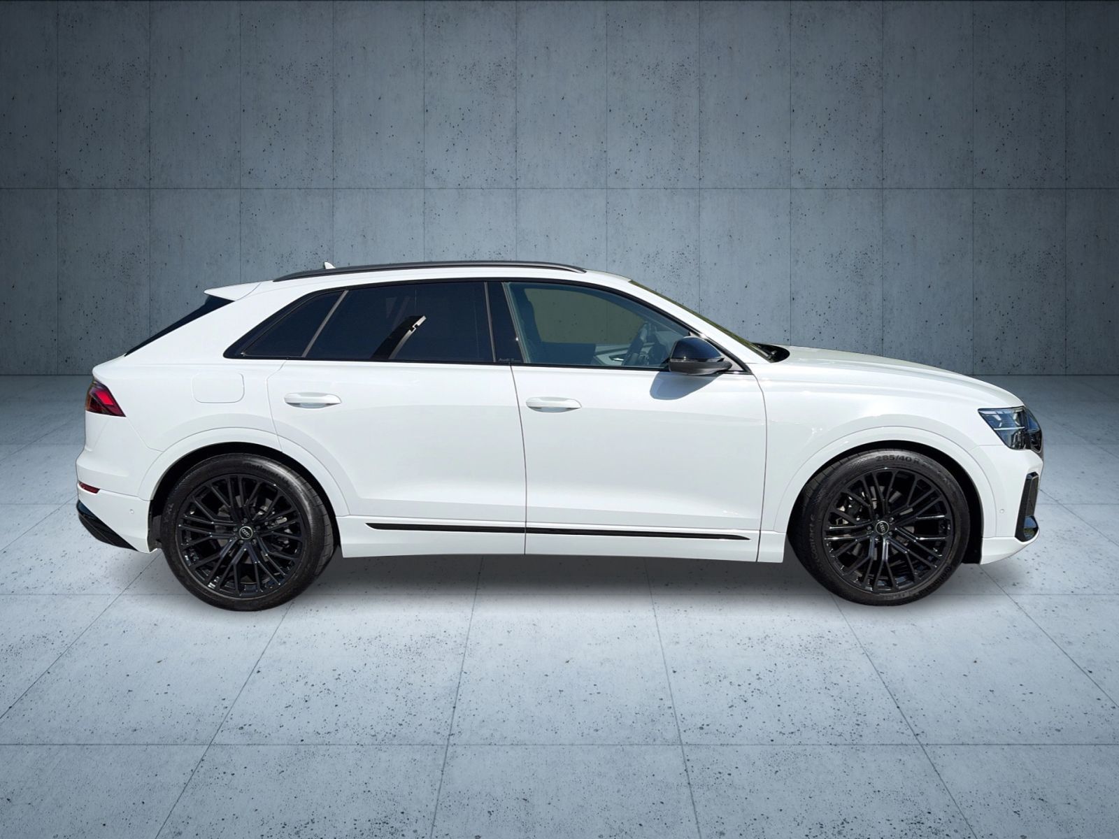 Audi Q8 S line 50 TDI AHK/StHz/HuD/22''/HDMatrix/4Len