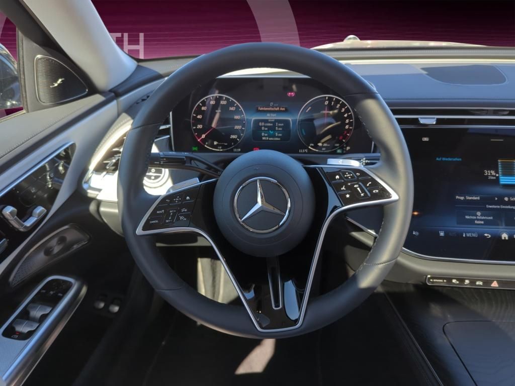 Mercedes-Benz E 300 eHyb Exclusive - Samsaru's Car Outlet