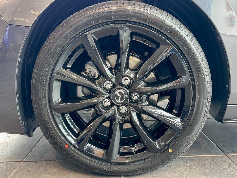 Mazda 3 Exclusive-Line