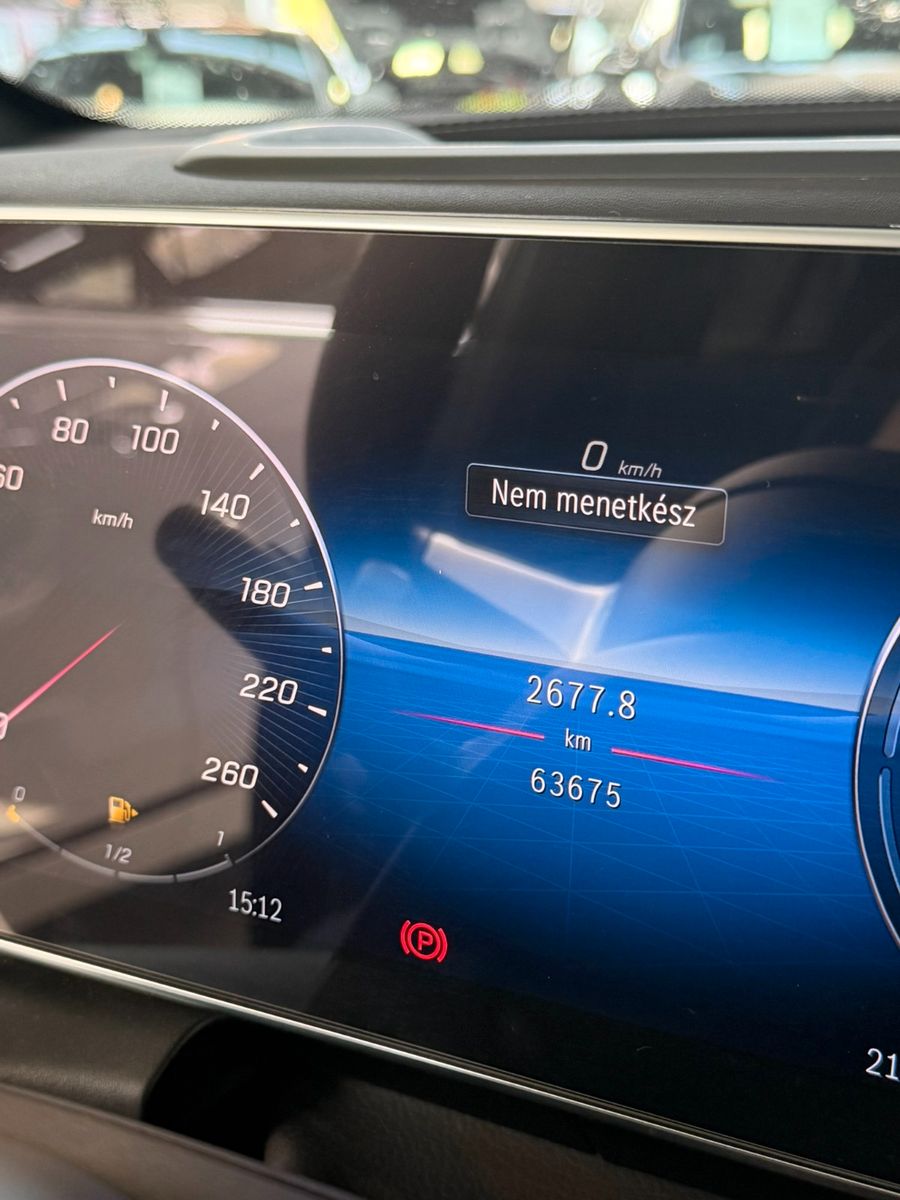 Mercedes-Benz GLC 300 de 4M/AMG/HUD/MEM/360/PANO/BURM/AHK