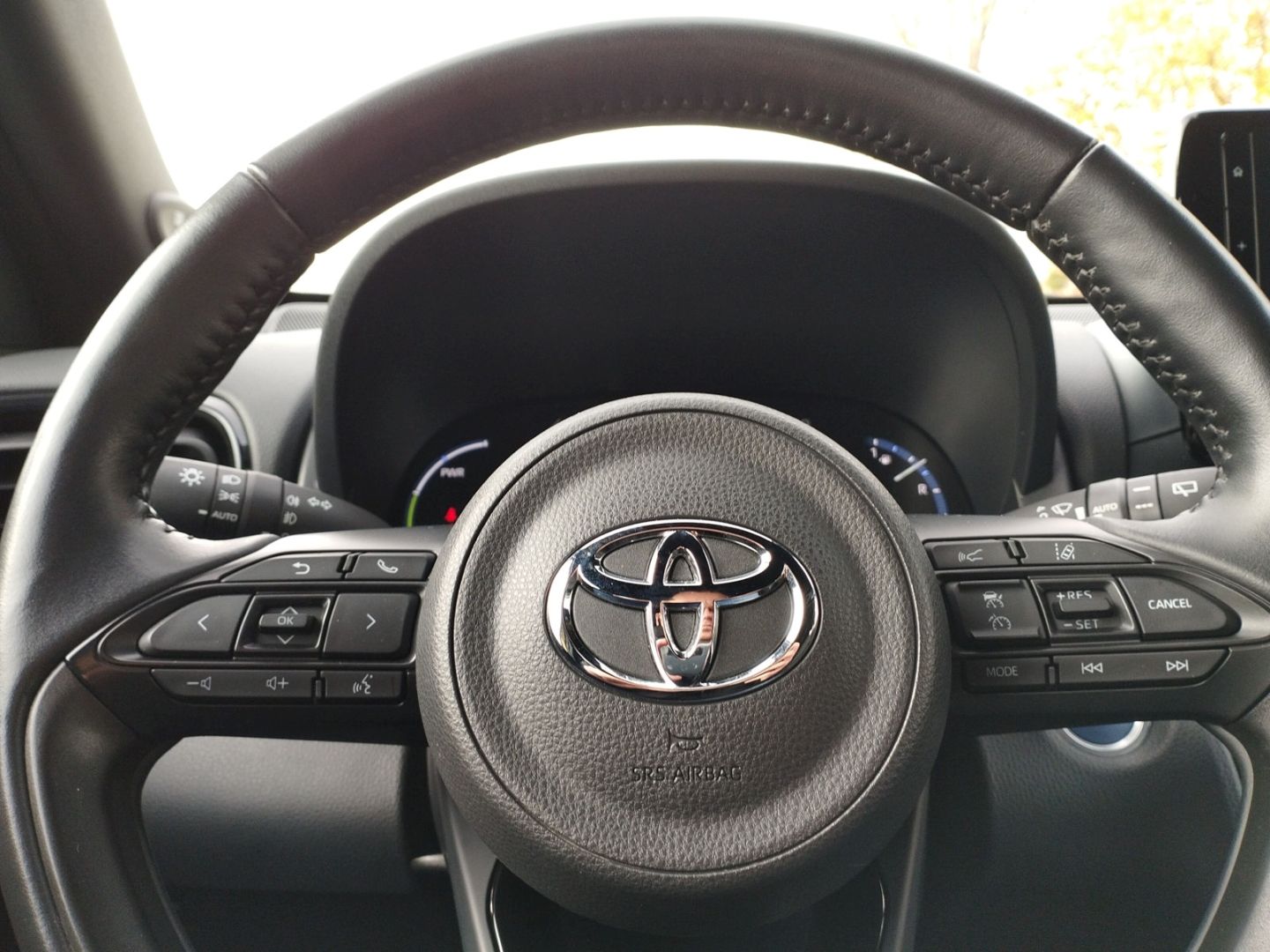 Toyota Yaris Cross Hybrid AWD-i(4x4) Adventure+Allwette