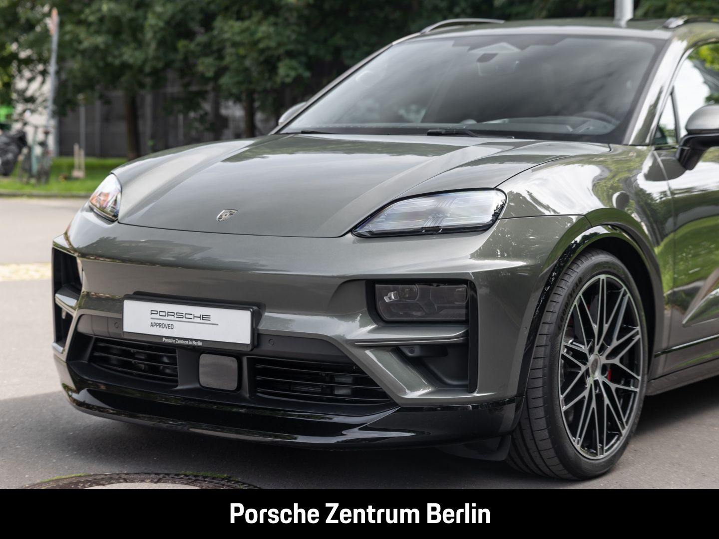 Porsche Macan Turbo Burmester Rückfahrkamera Panorama