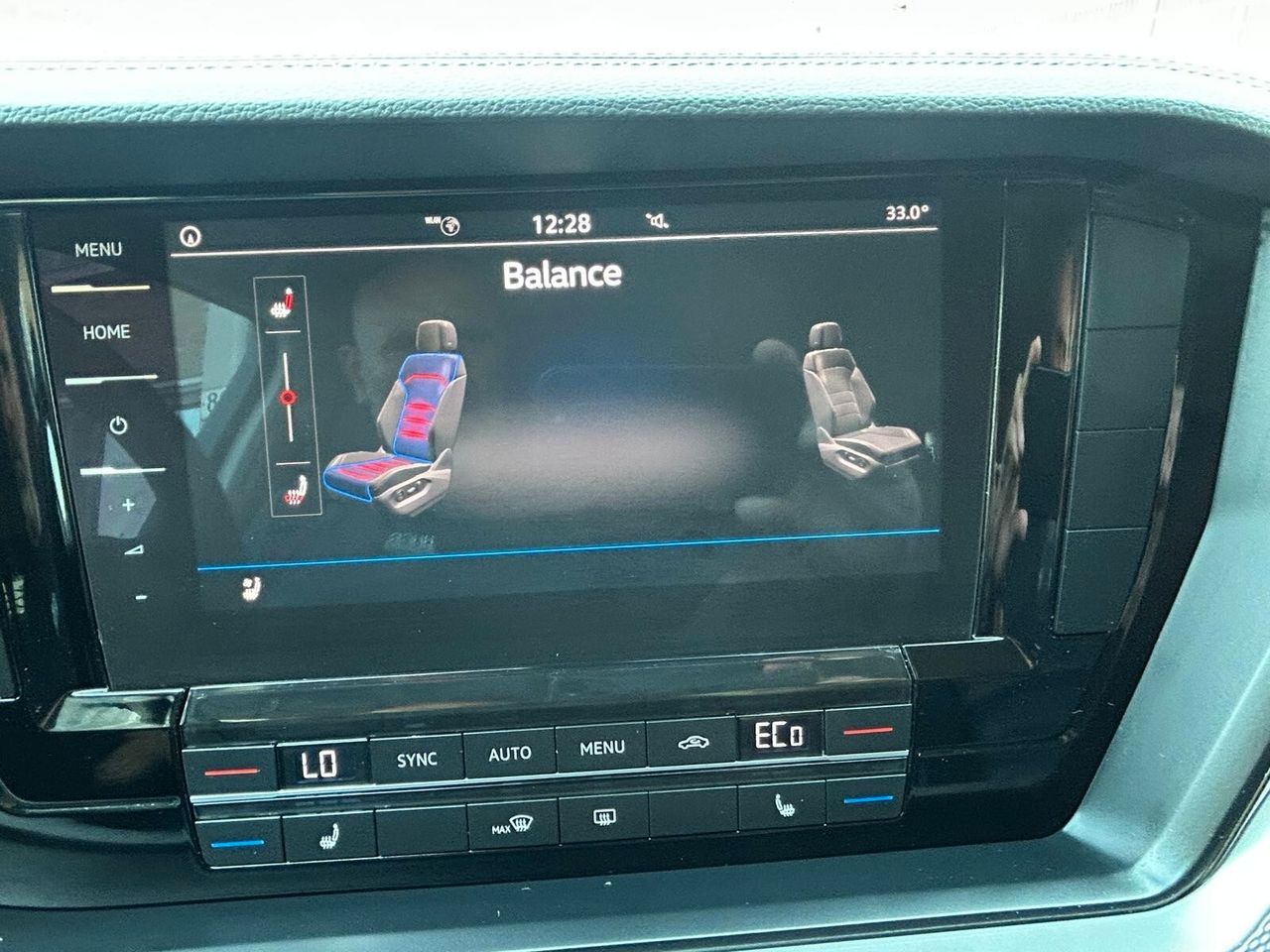 Volkswagen Touareg 3.0 V6 TDI SCR Advanced - Samsaru's Car Outlet