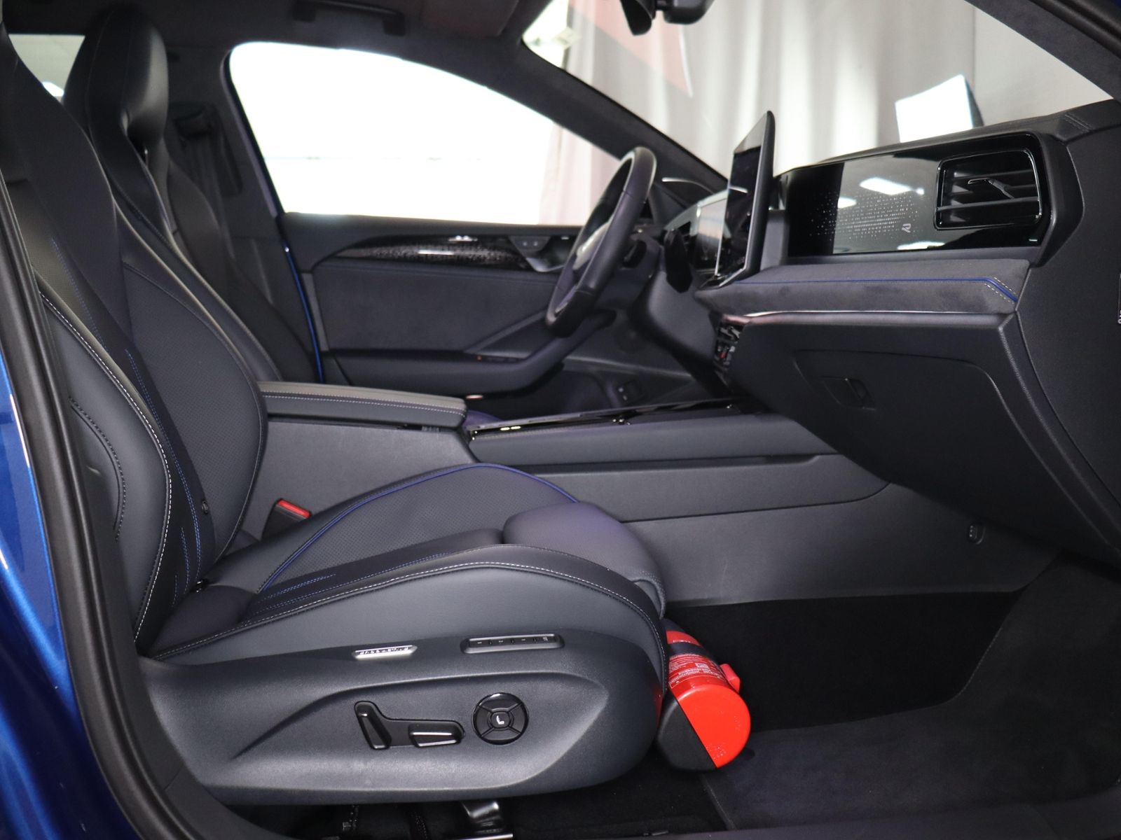 Volkswagen Passat Variant R-Line 1.5TSI e-Hybrid 398,-ohne