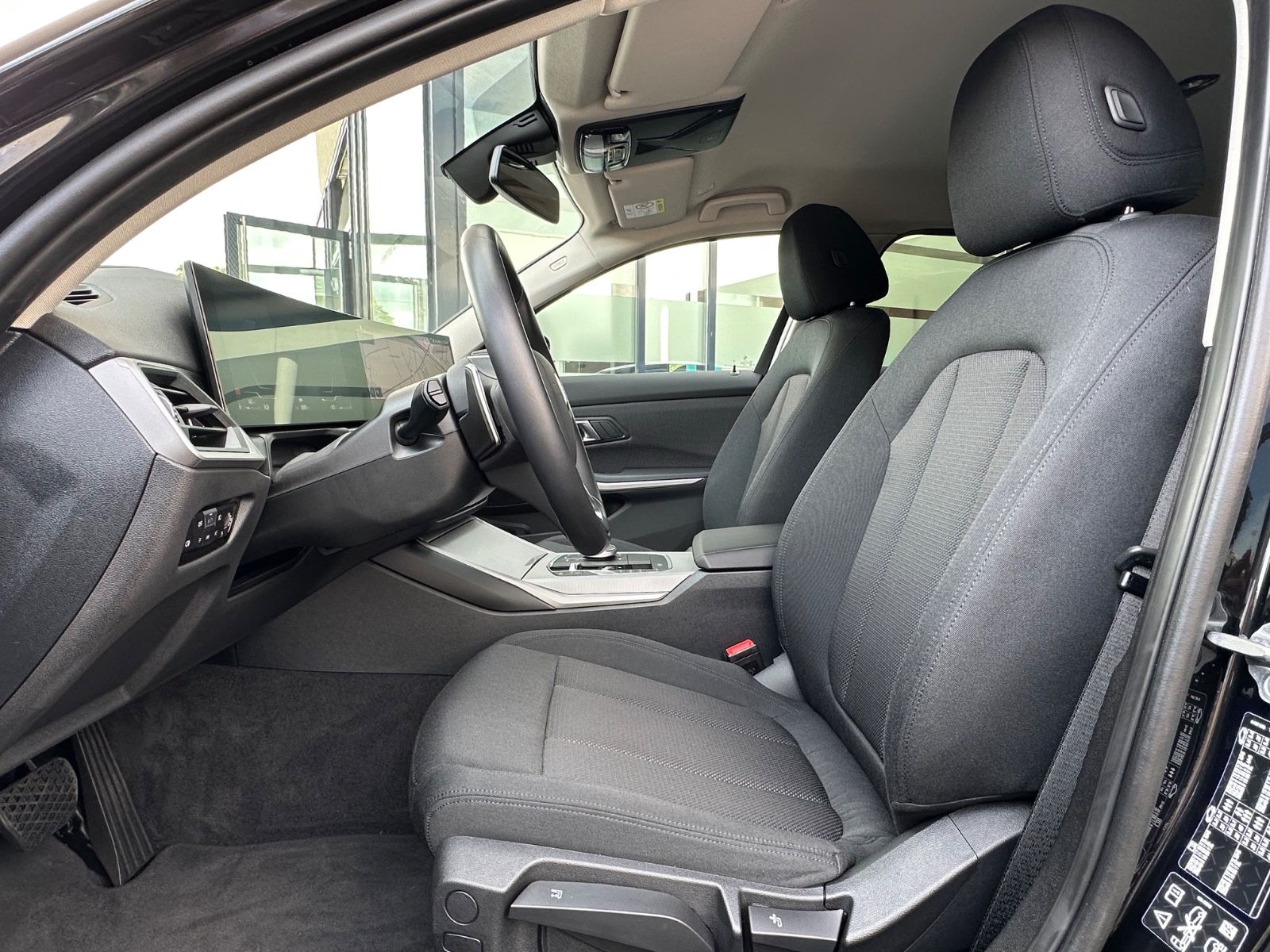 BMW 320 d xDrive Touring M Sport - Samsaru's Car Outlet