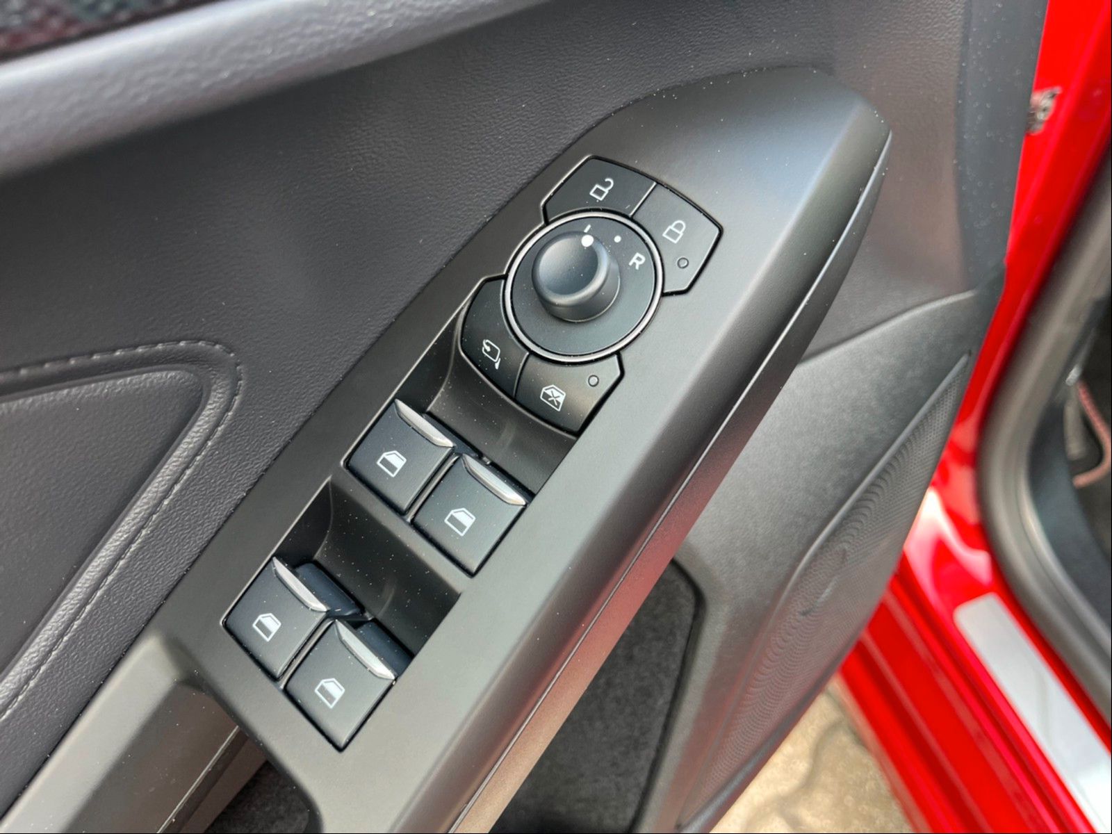 Ford Focus Turnier ST-Line X - Matrix LED, B&O, ACC