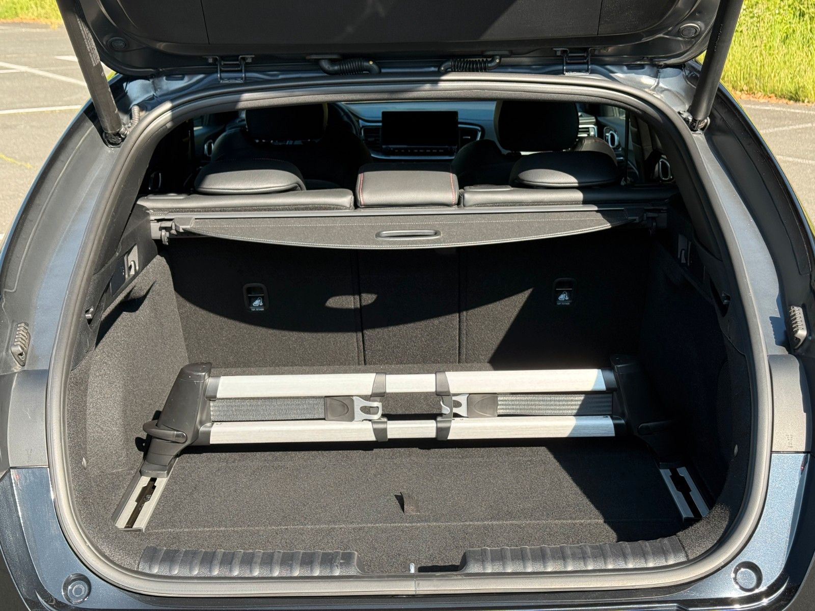 Kia ProCeed GT - Samsaru's Car Outlet