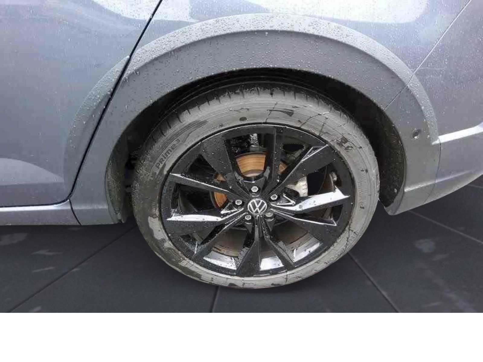 Volkswagen Taigo R-Line 1.0 TSI DSG - Samsaru's Car Outlet
