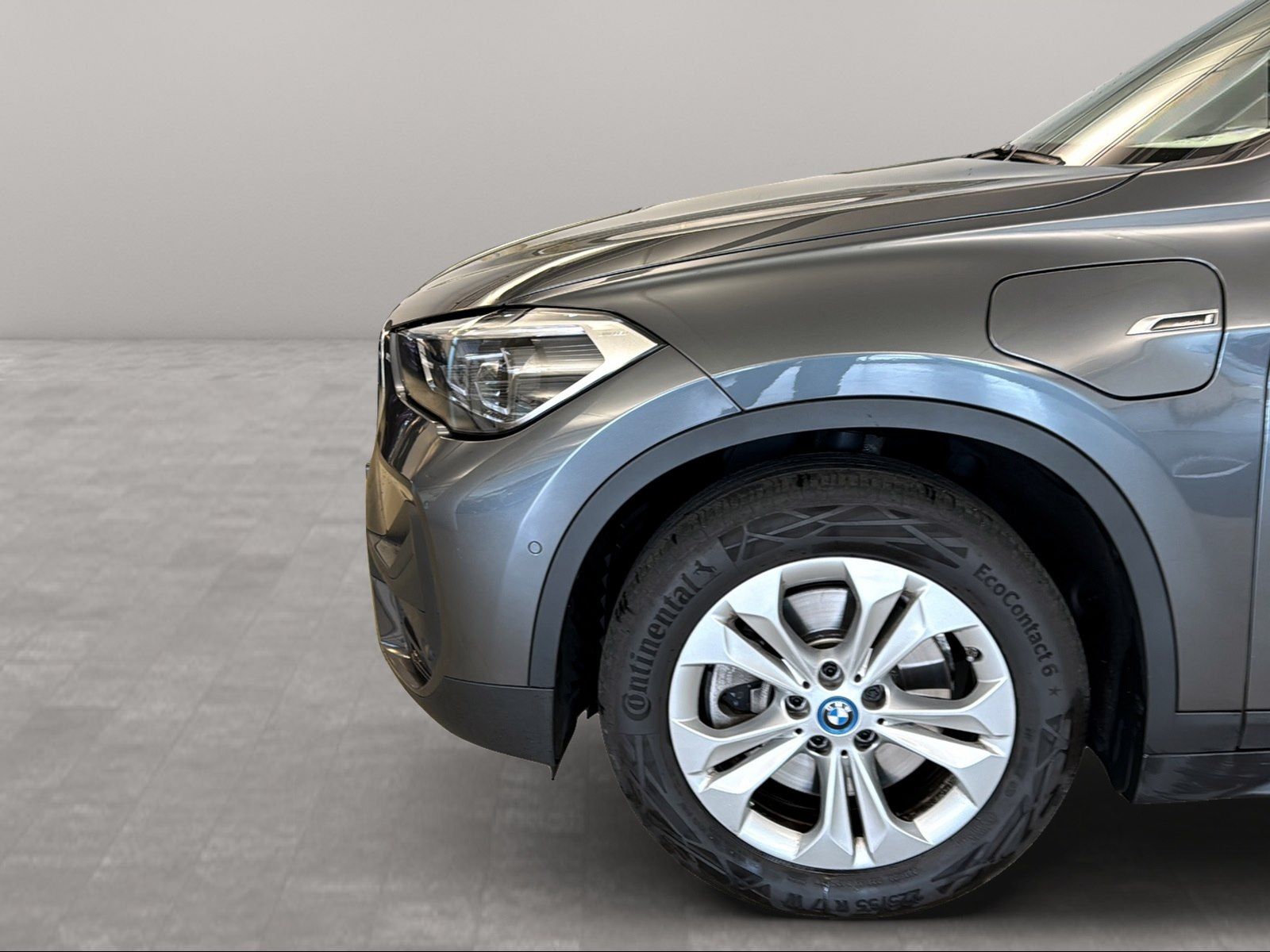 BMW X1 xDrive25e - Samsaru's Car Outlet