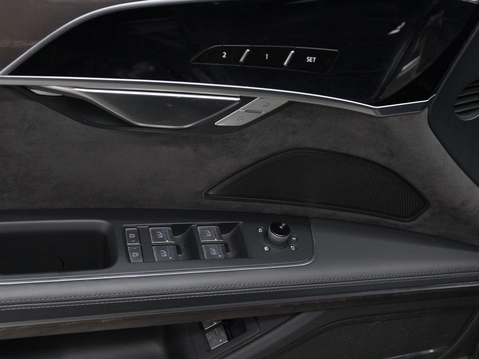Audi A8 60 TFSIe Q MATRIX LASER - Samsaru's Car Outlet