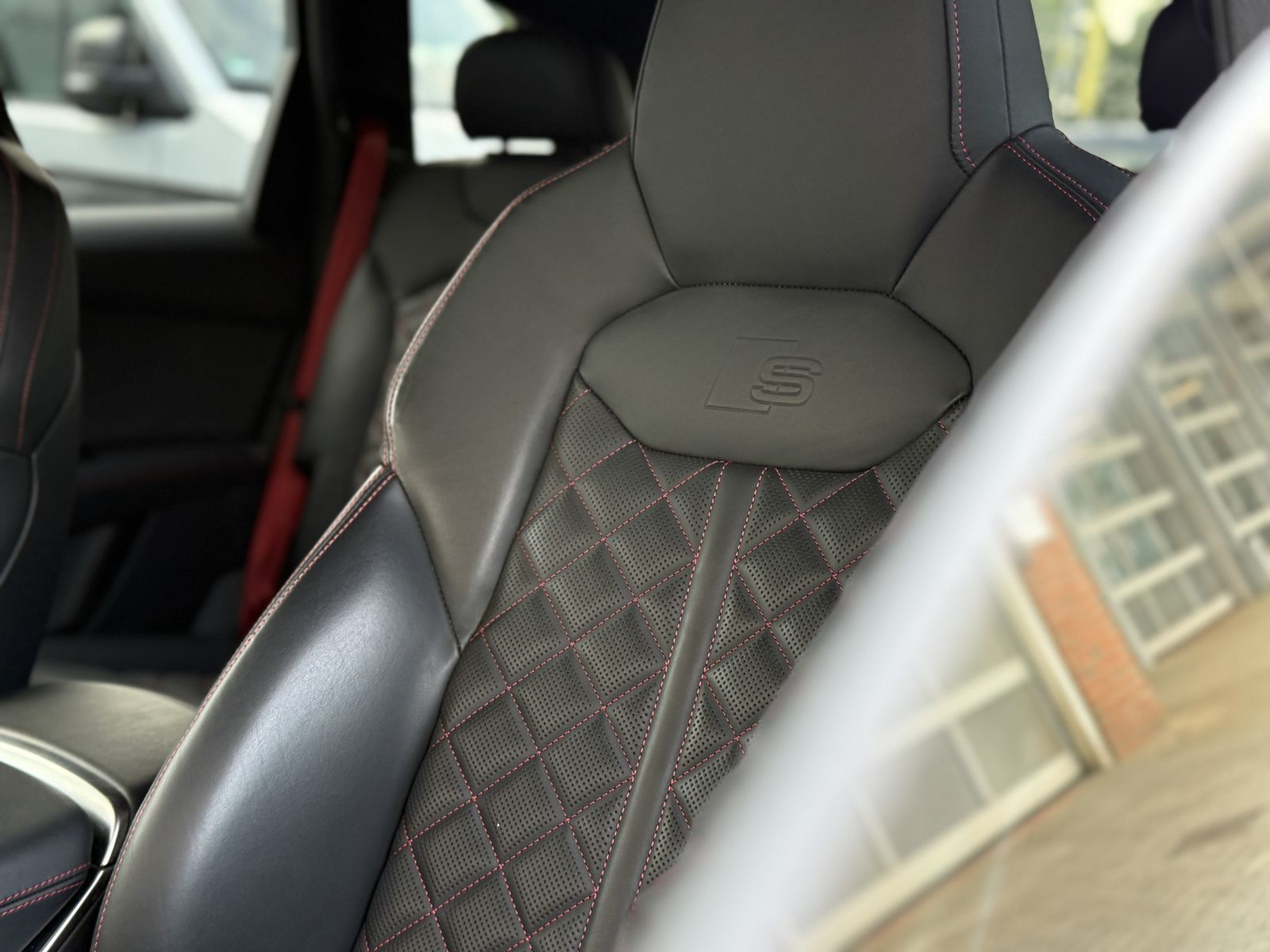 Audi Q7 50TDI S-LINE Competition Plus 7-Si. VOLL!