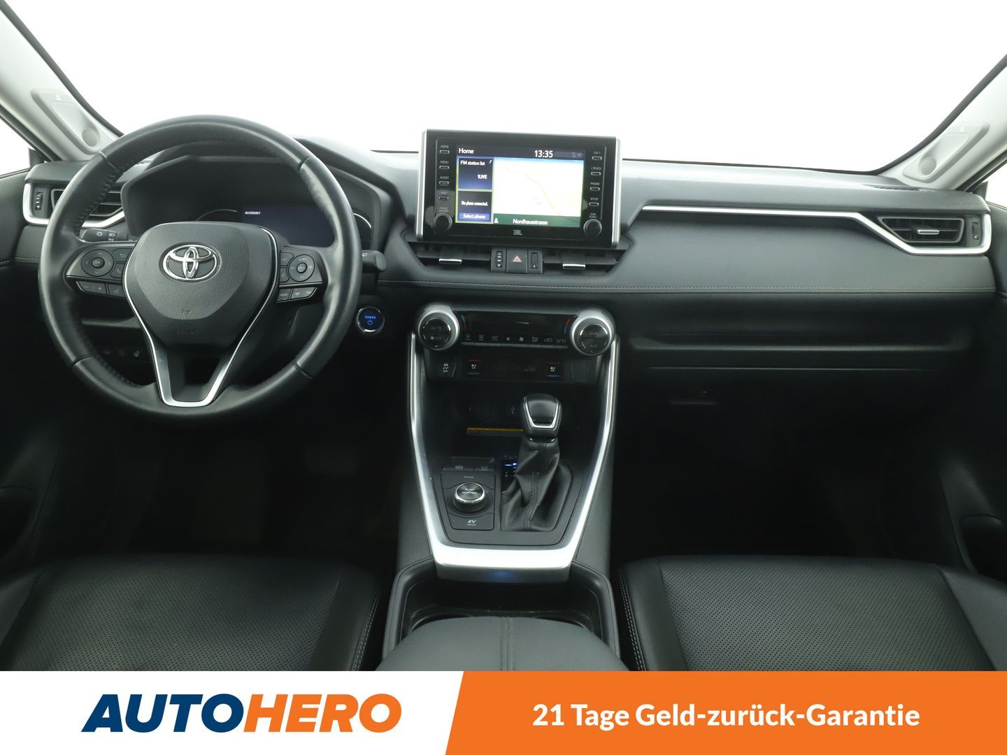 Toyota RAV 4 2.5 Hybrid 4x4 Lounge - Samsaru's Car Outlet