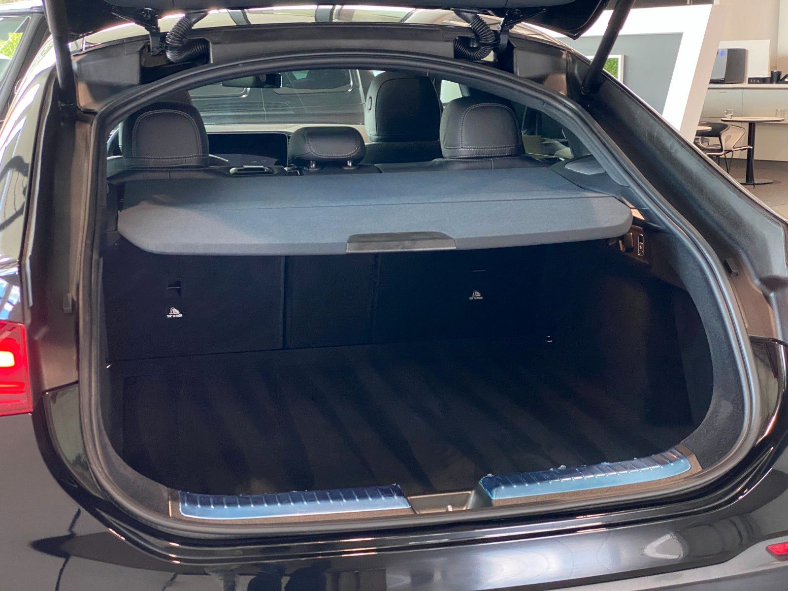 Mercedes-Benz GLE 450d AMG NightP Airm. Sbel Pano HUD DTR AHK