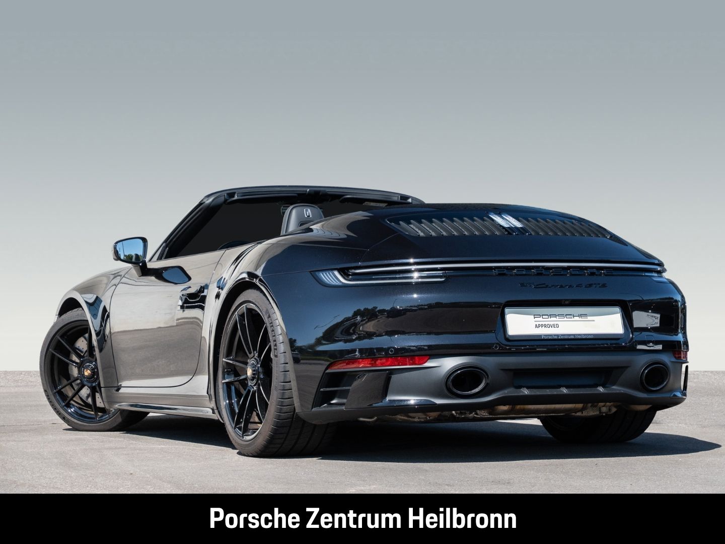 Porsche 992 911 Carrera 4 GTS Cabrio Burmester InnoDrive