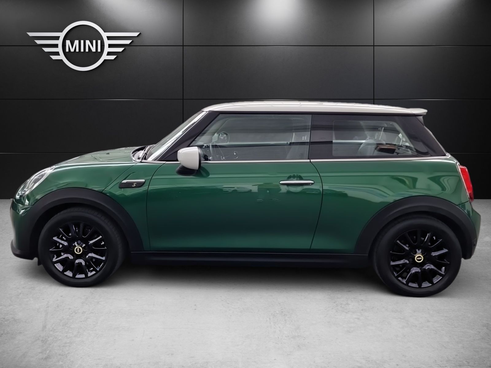 MINI Cooper SE 3-T. Classic - Samsaru's Car Outlet