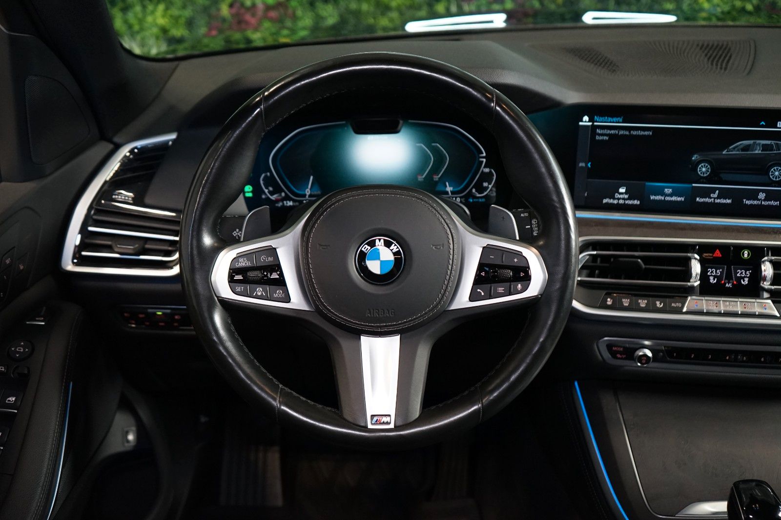 BMW X5 45e*290kW*LASER*AIR-SUSP*TOW*48.264€ NETTO