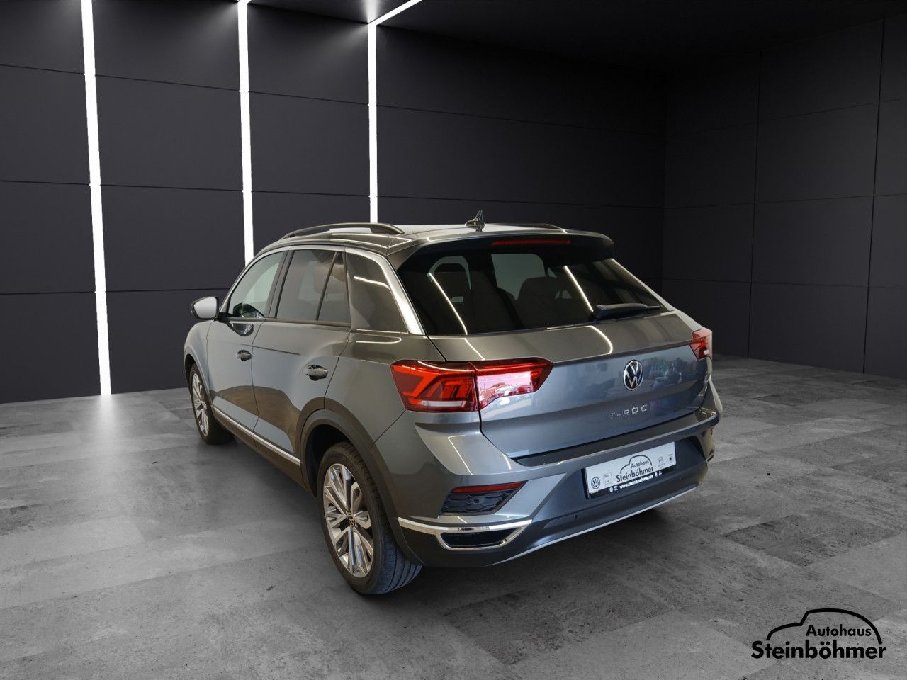 Volkswagen T-ROC Sport 1.5TSI DSG - Samsaru's Car Outlet