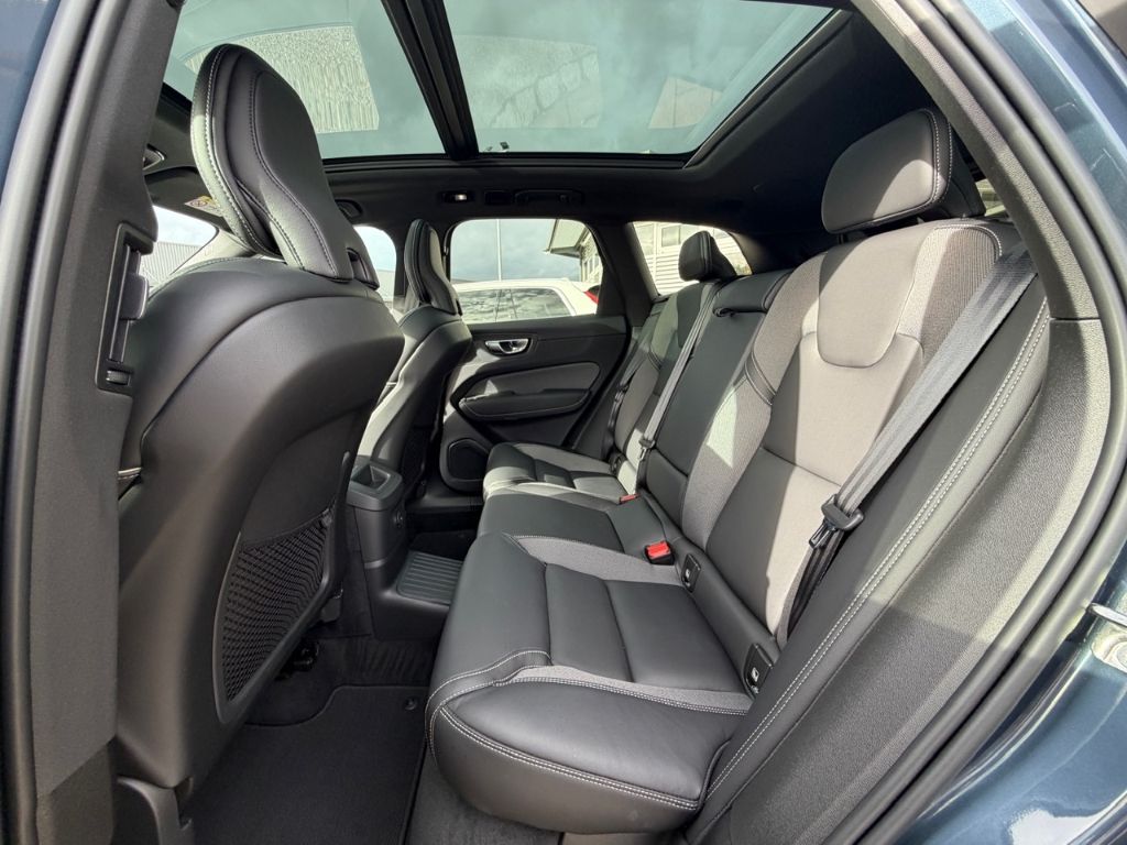 Volvo XC60 R Design Recharge Plug-In Hybrid T6 AWD Sta