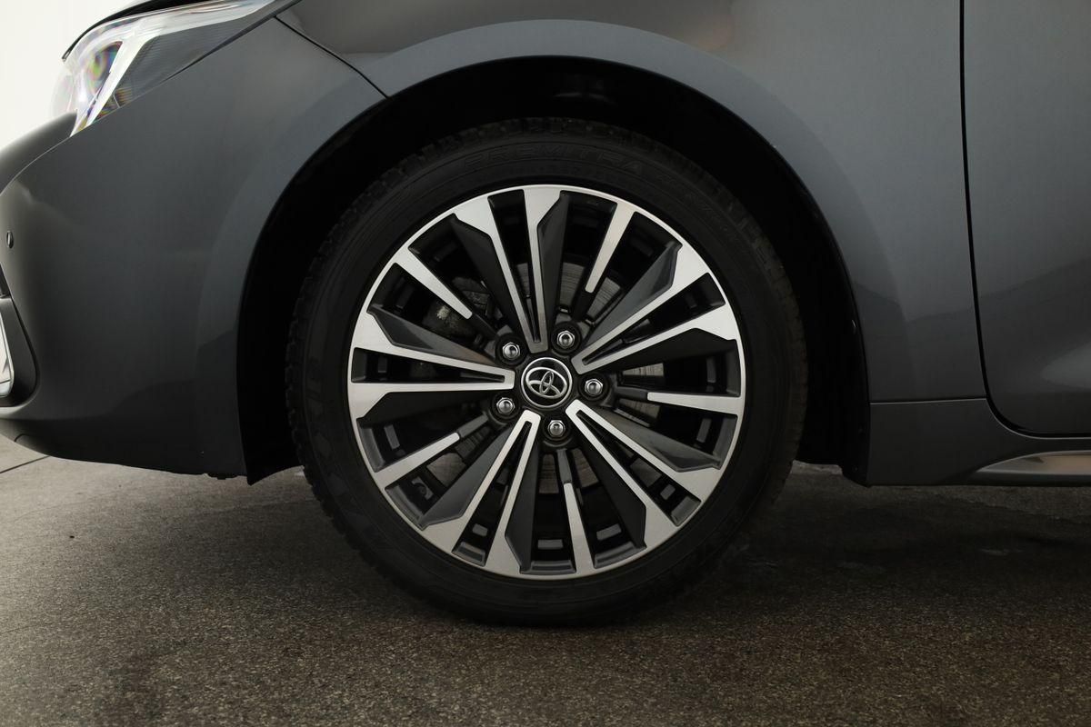 Toyota Corolla Touring Sports 2.0 CVT Team D Navi Kam